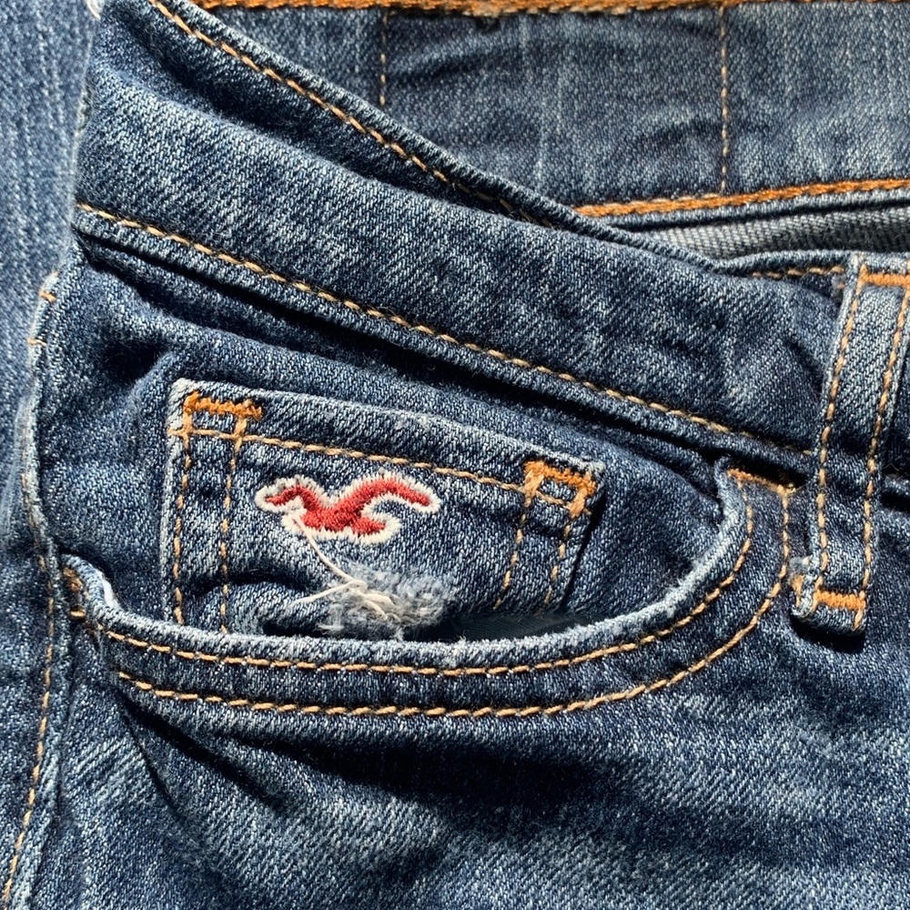 Hollister Women's Blue Jeans Size 0 Zipper Bottom Distressed High Rise Midi - Picture 4 of 13